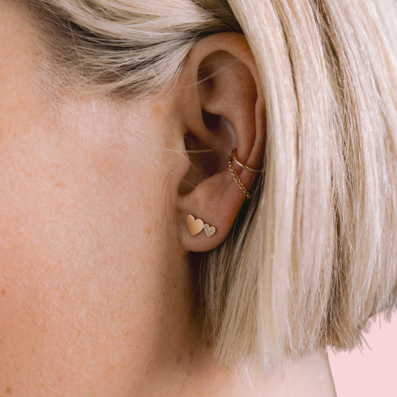 Gold Draped Chain Ear Cuff