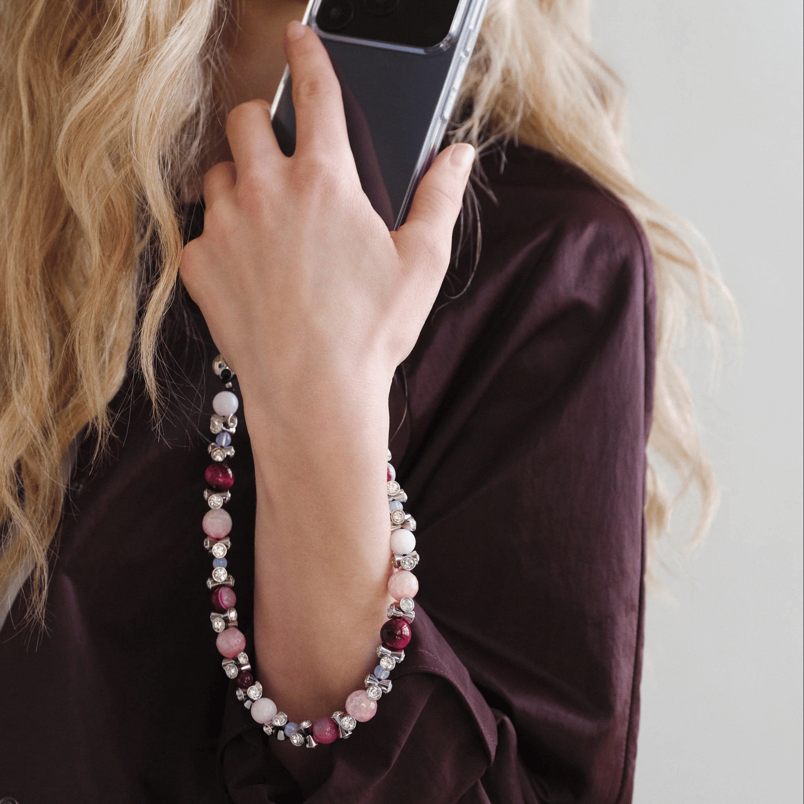 Strobe Wristlet Fuchsia
