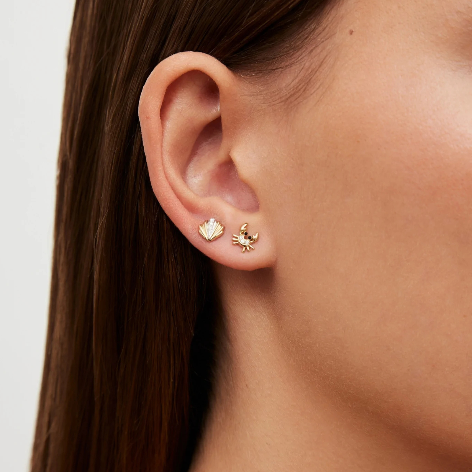 Nano Puce Coquillage Earrings