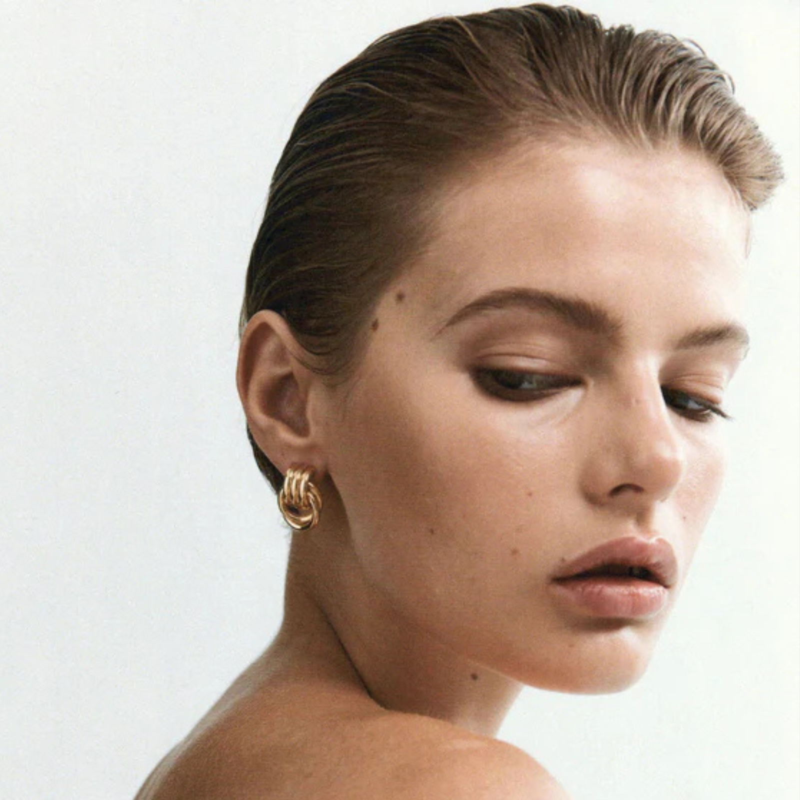 Baby Knot Earrings