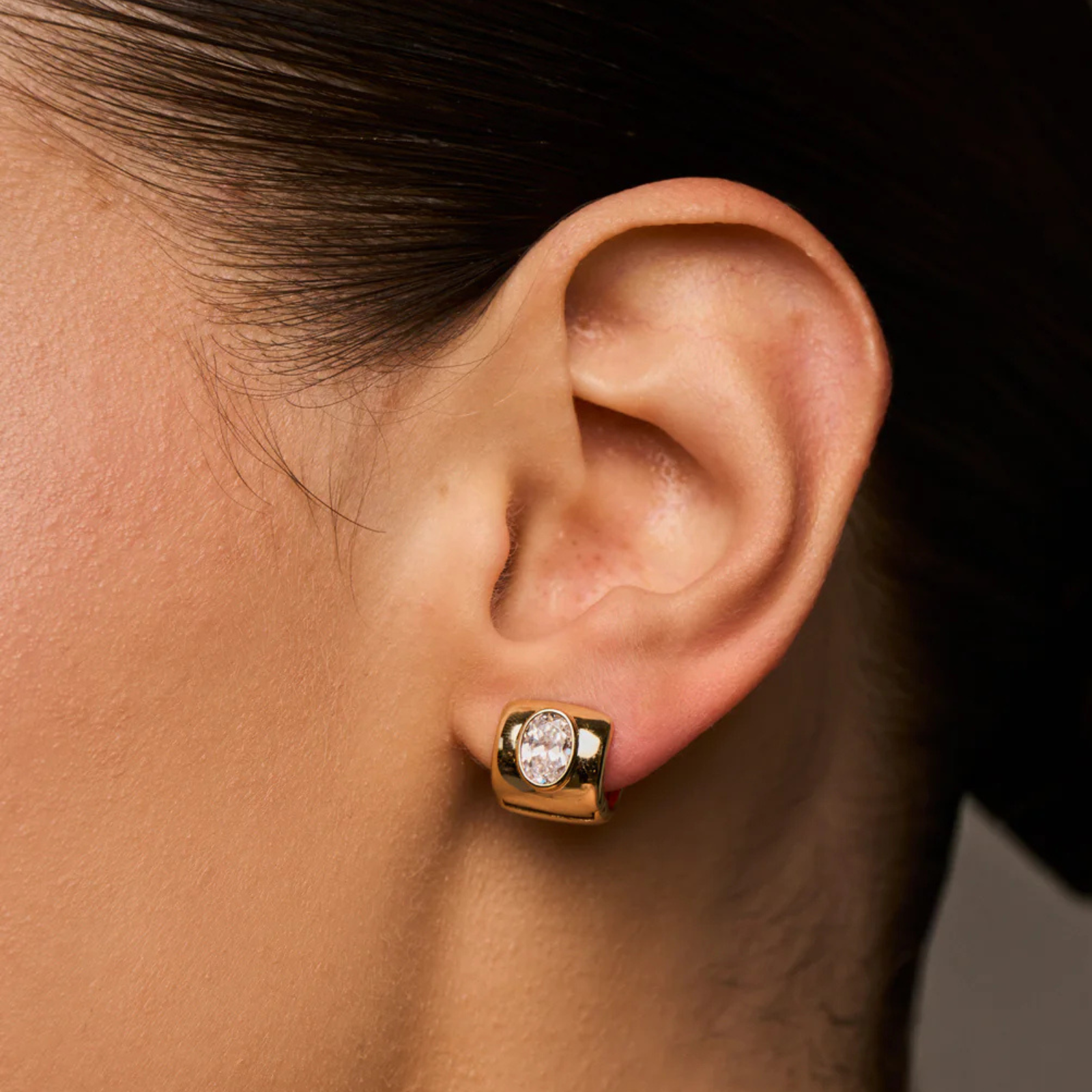 Lustre Hoops