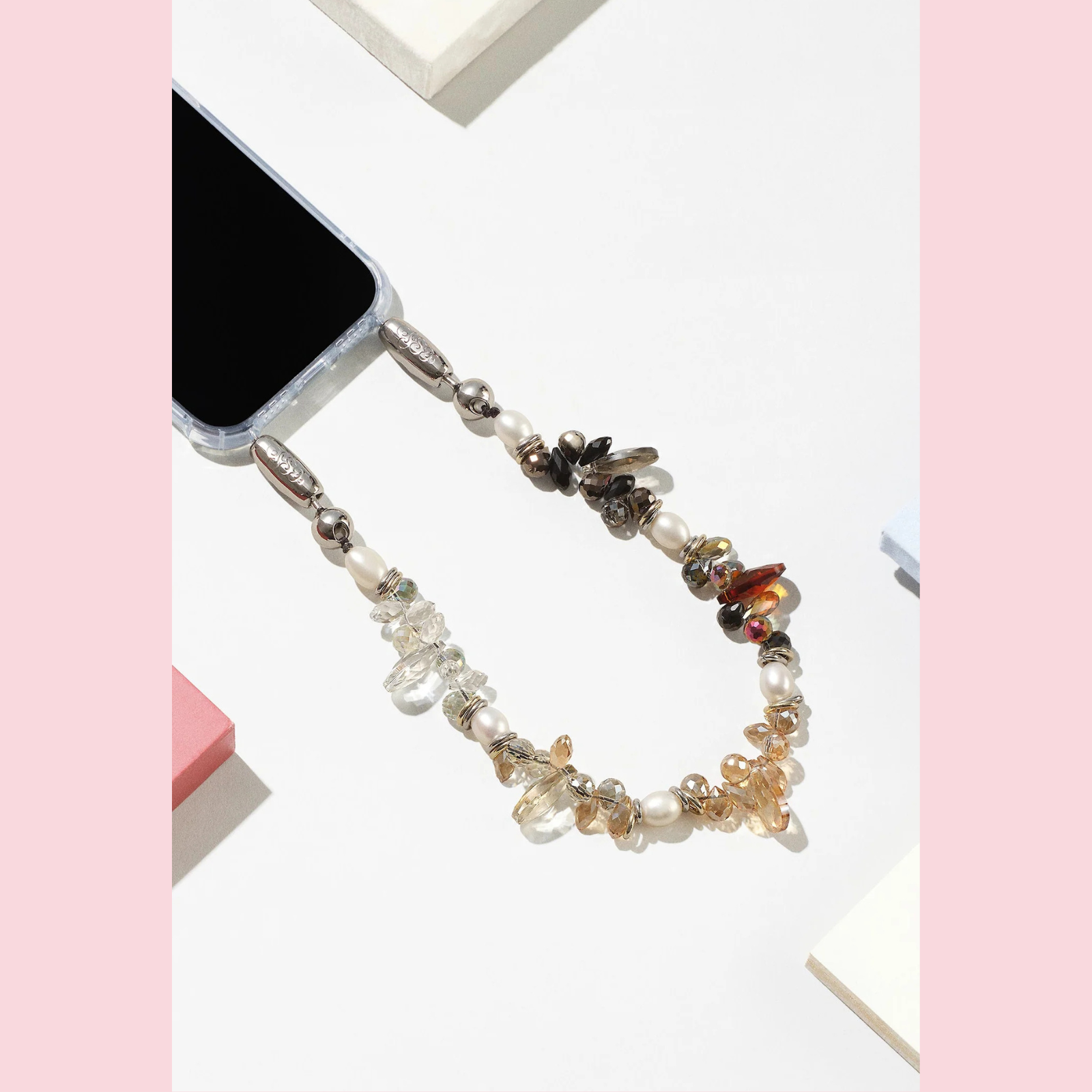 Crystal Fade Wristlet Crystal / Pearl