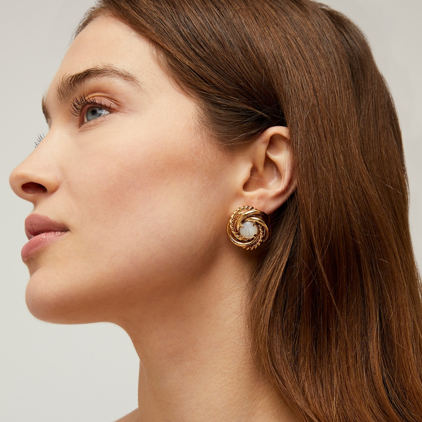 Atika stud earrings - Mother-of-Pearl