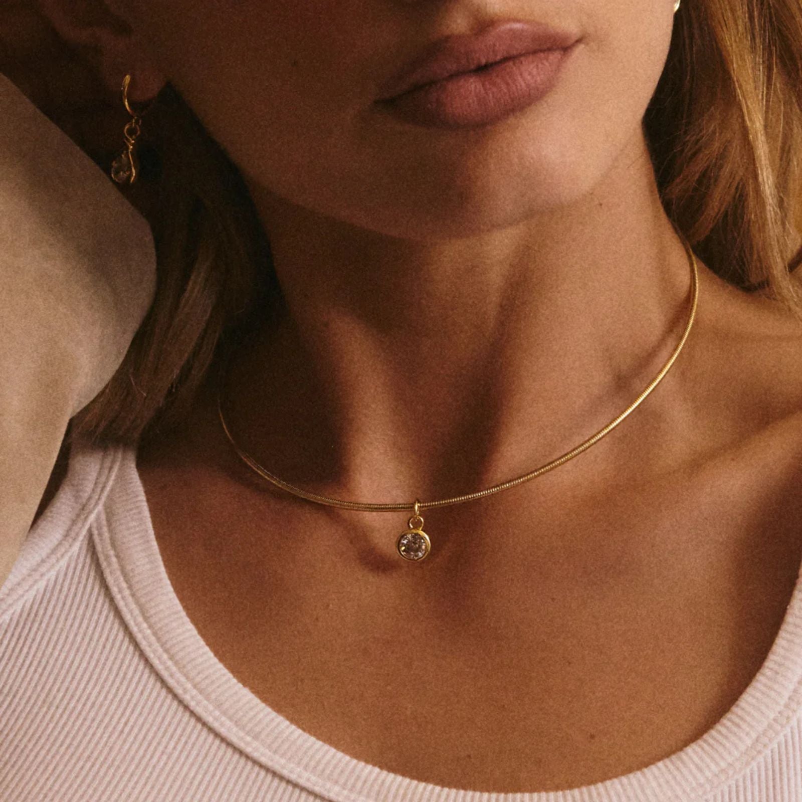 The Georgia Stone Omega Necklace- Gold