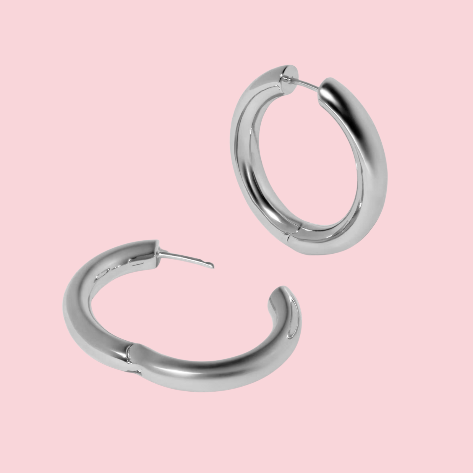 Lily hinged Huggies silver