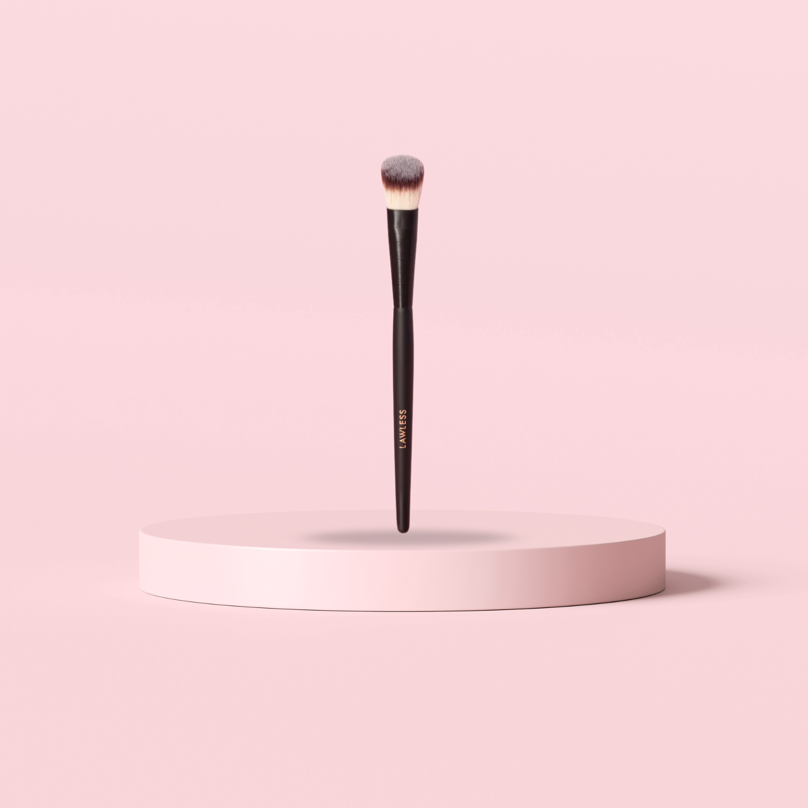 Lawless Concealer Brush