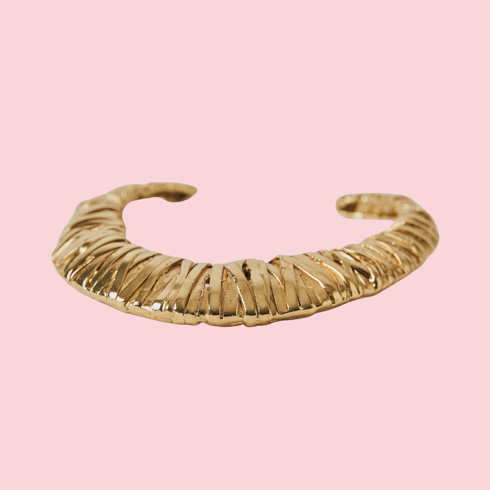 ICON NECKLACE