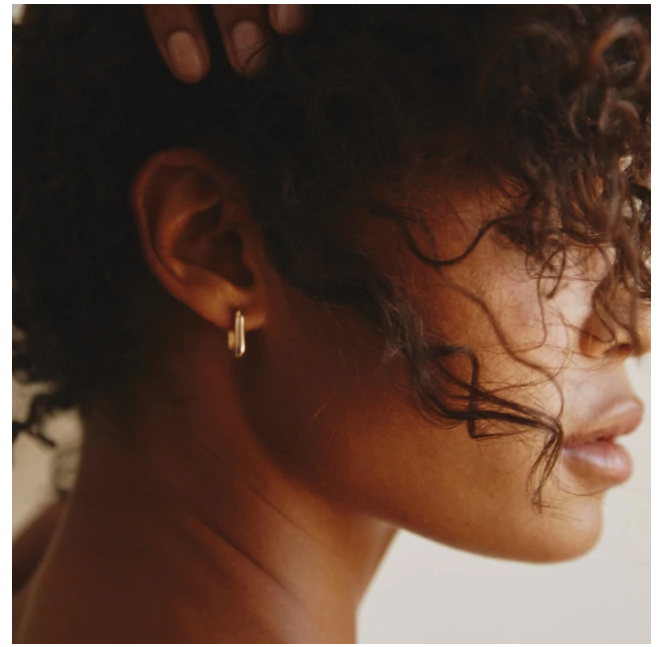 Link Gold Huggie Hoops - Millo Jewelry