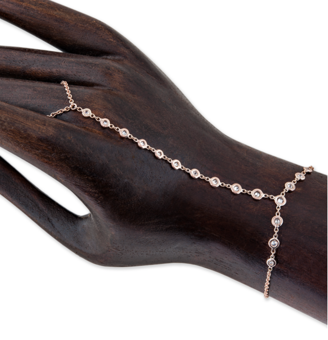 17 Diamond Finger Bracelet - Millo Jewelry