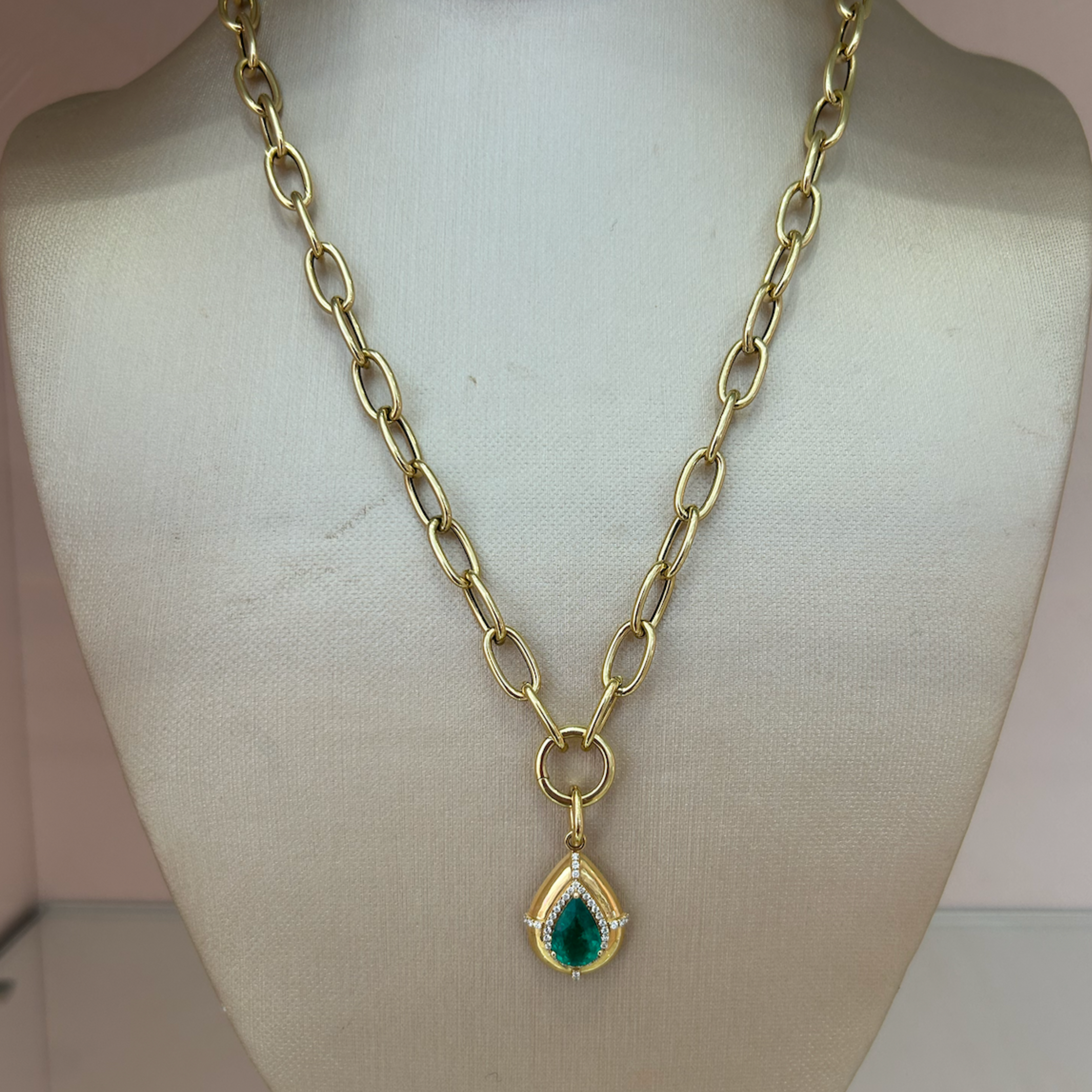 Pear-Cut Emerald Pendant