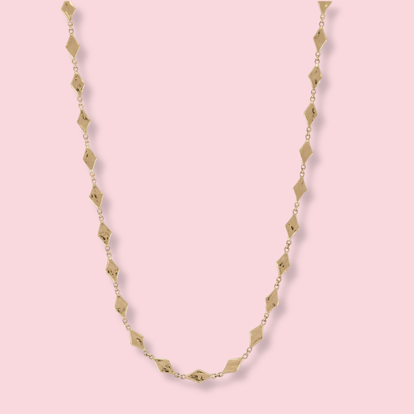 Graduated Hammered Kite Shape Choker Necklace