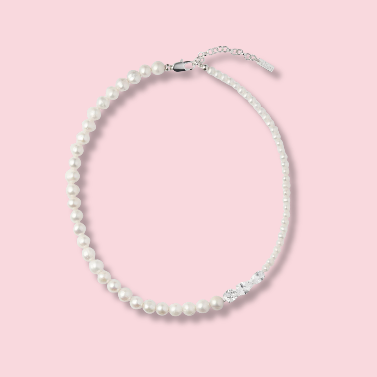 Madre Necklace