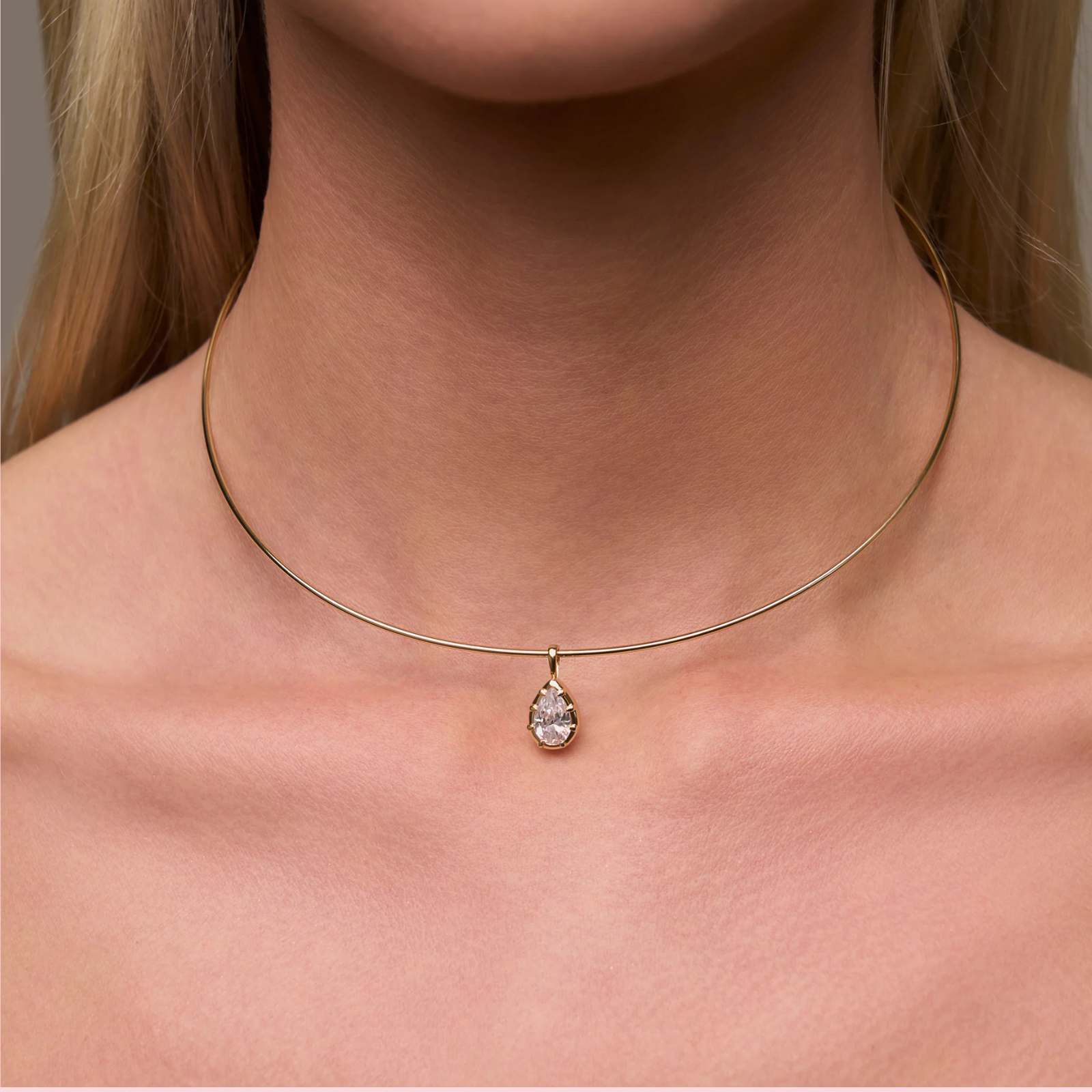 Remi Pear Collar