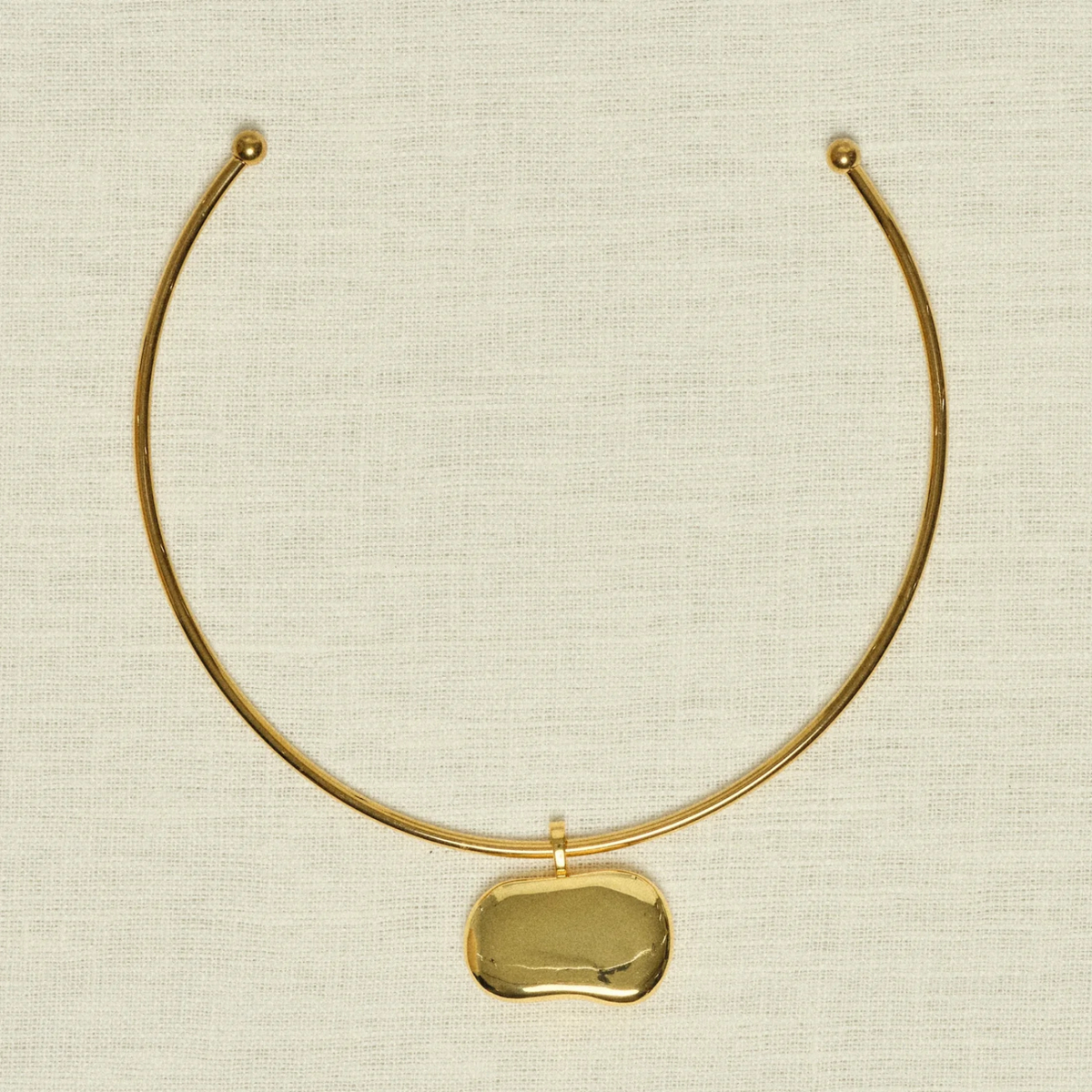 Stella chocker + Charm