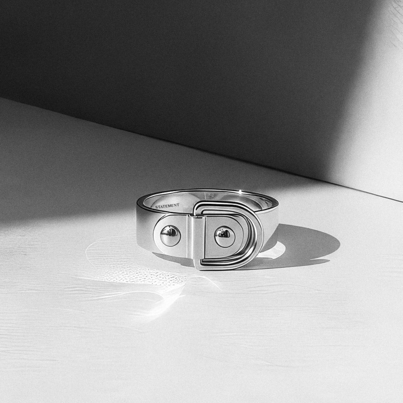 Rivet Ring