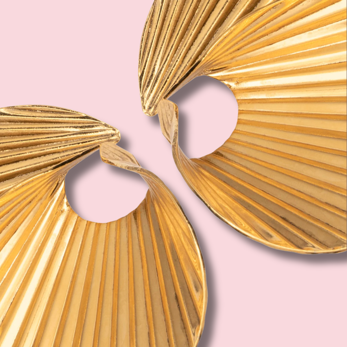 Naia Earrings