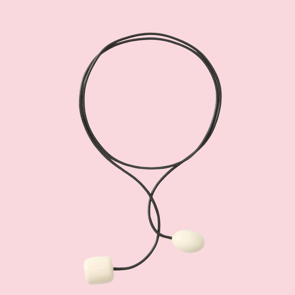 Jamie Choker Black and White