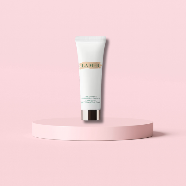 THE ESSENCE FOAMING CLEANSER