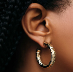 Load image into Gallery viewer, MINI PETITE MAEVE HOOPS - Millo Jewelry
