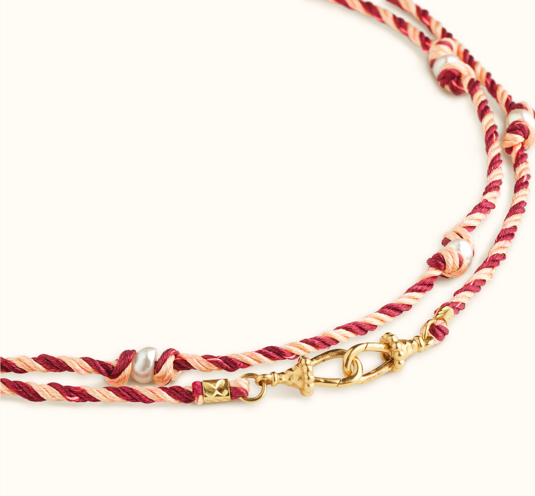 Silky Mauli Chain Pearl- Burgundy and Beige 35cm - Millo 