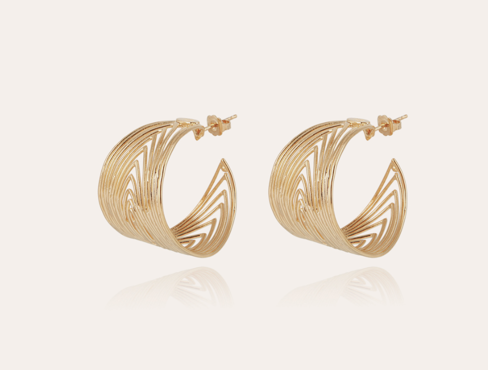 Wave hoop earrings gold - Millo 