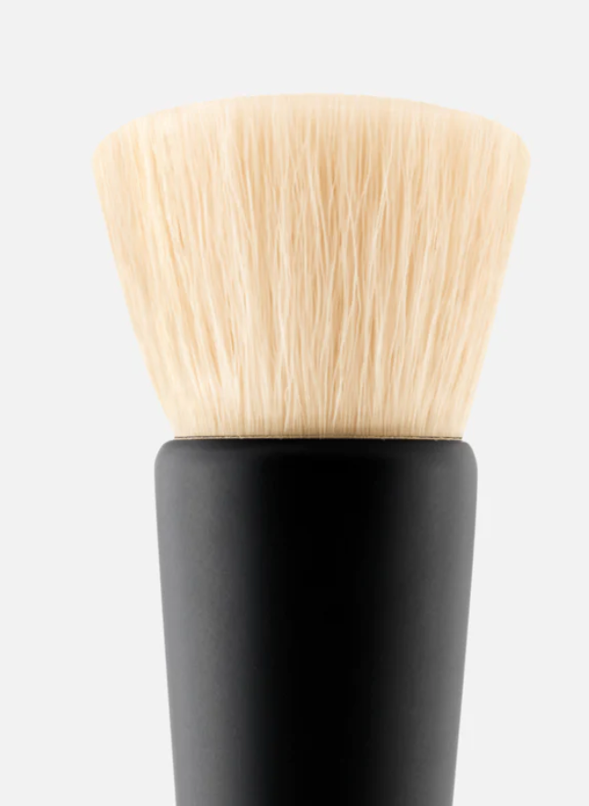 makeup brush  Blender Brush - Millo 