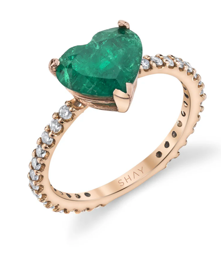 EMERALD HEART PINKY RING