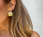 Load image into Gallery viewer, BARI EARRINGS GOLD
