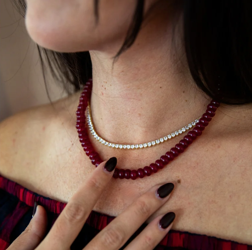 MAROON QUARTZ NECKLACE