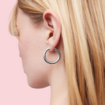 Load image into Gallery viewer, Lily hinged Huggies silver
