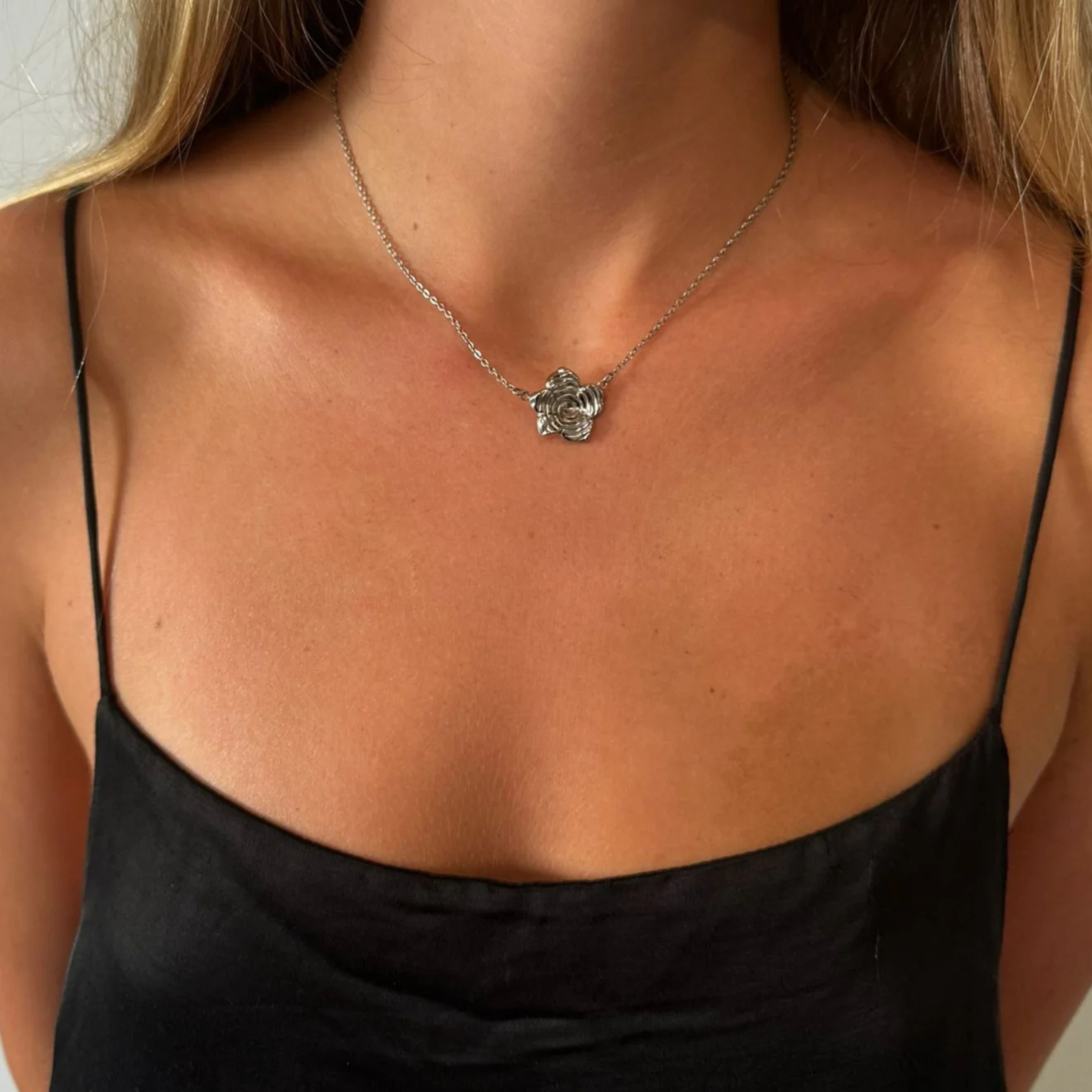 Kove Necklace