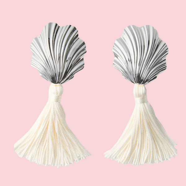 Coquille Earrings
