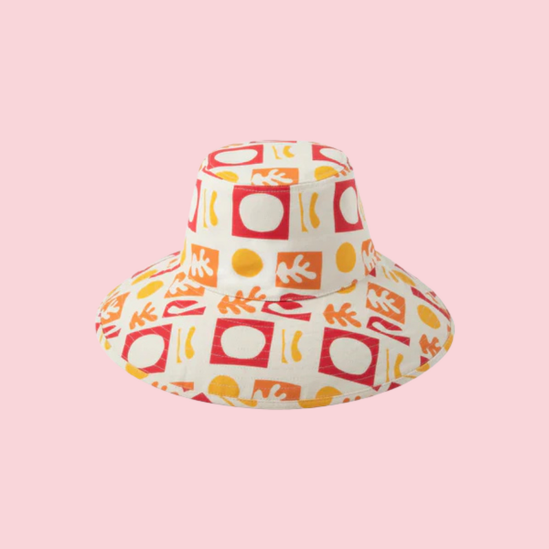 THE HOLIDAY BUCKET HAT