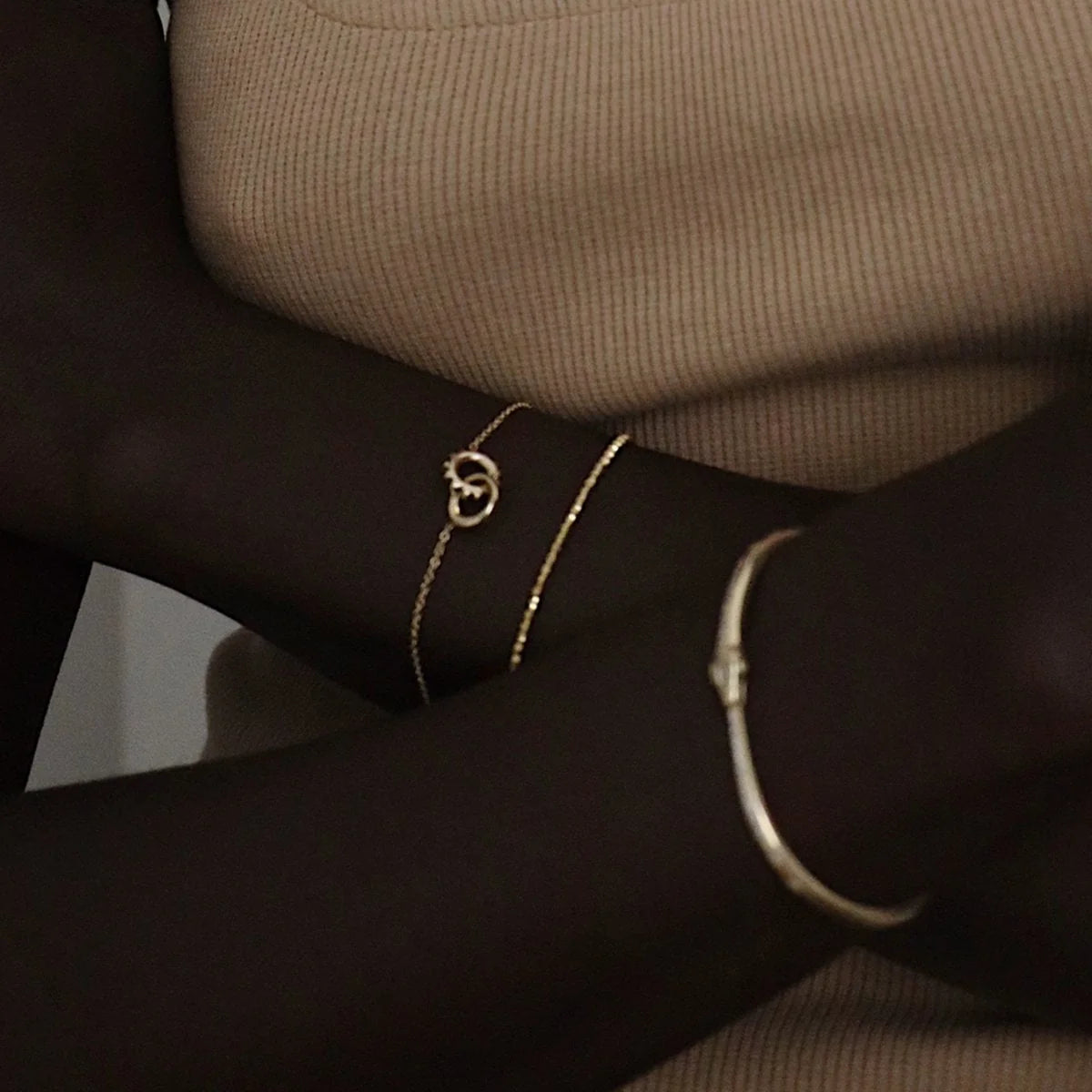 Interlocking Unity Solid Gold Bracelet