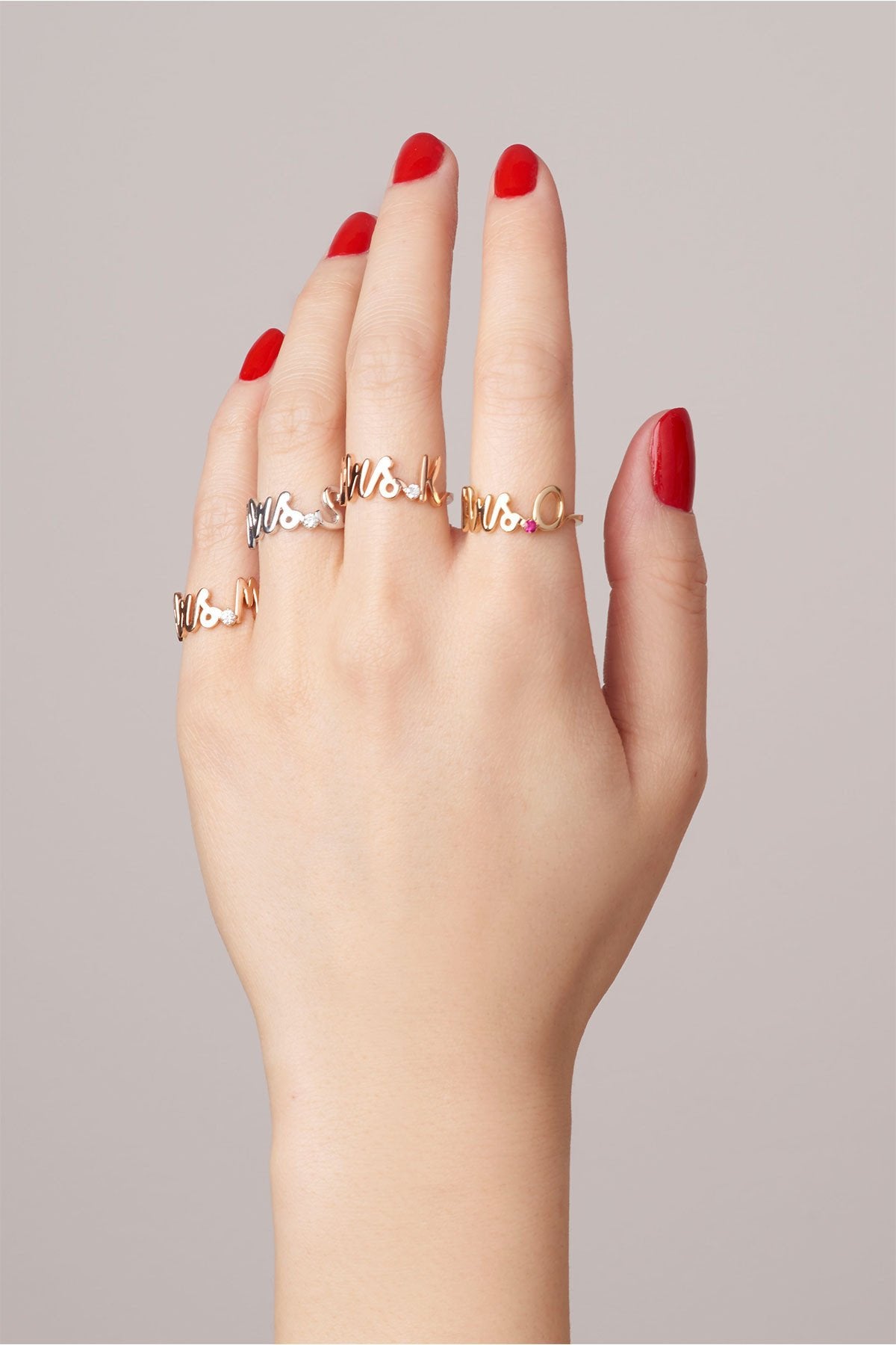 Mrs. H Ring Size 6 - Millo Jewelry