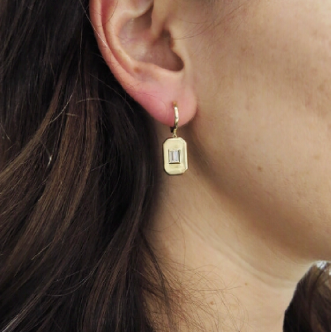 ESSENTIAL BAGUETTE DROP EARRINGS - Millo Jewelry